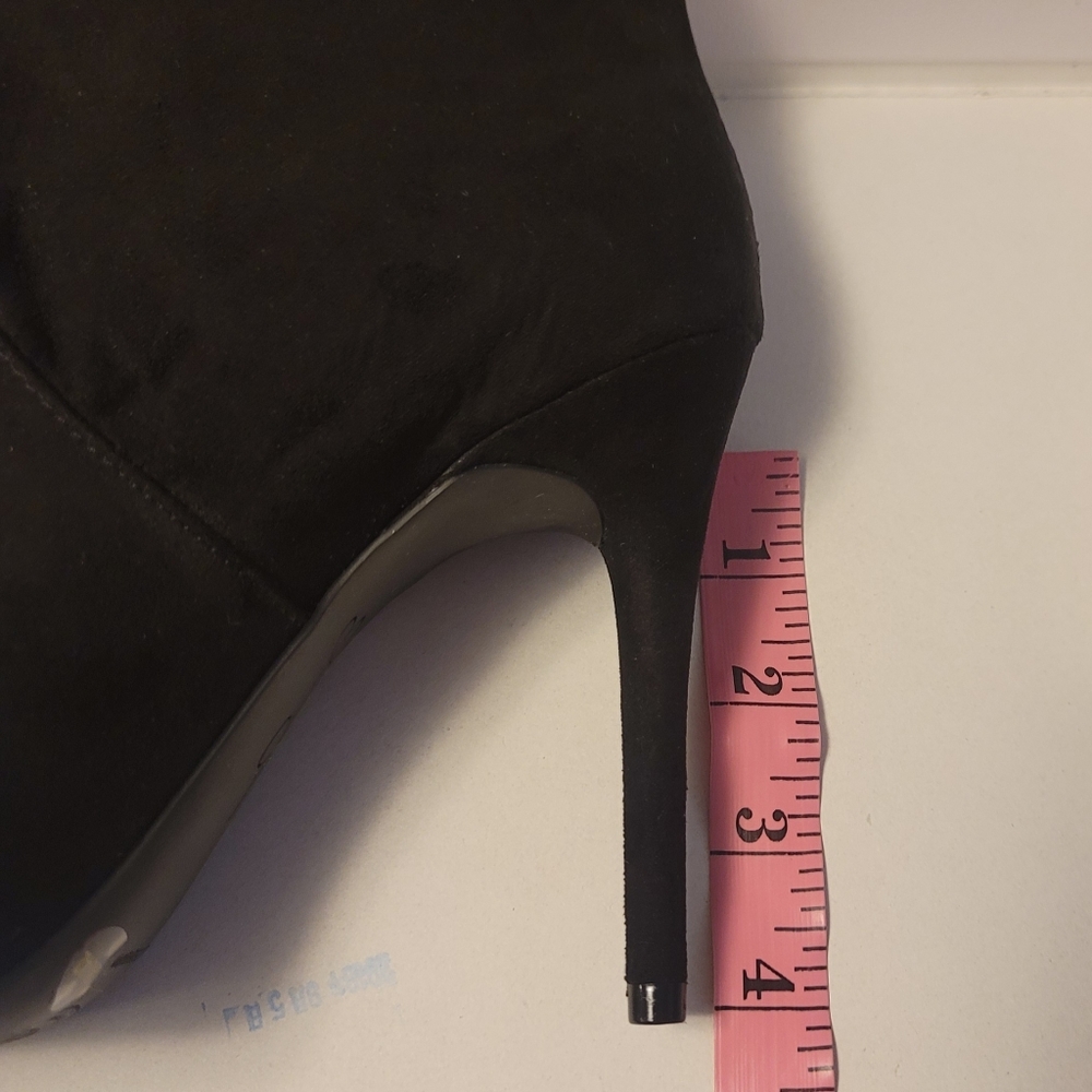 Jessica Simpson Black Slouchy Pointed-Toe Stiletto Boots - Picture 9 of 13